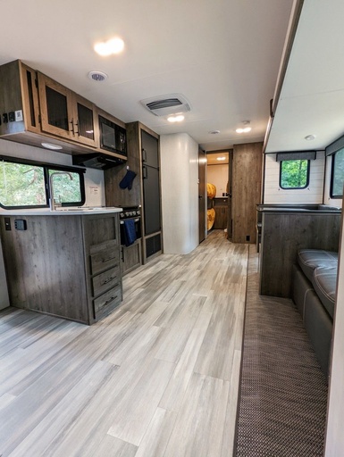 2022 Heartland Pioneer QB300 Travel Trailer for rent in Gainesville, GA