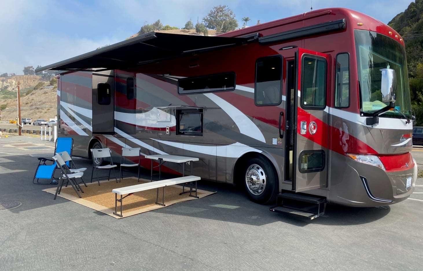 Photo 2 - 2021 Tiffin Motorhomes Class A Motorhome rental photo 15