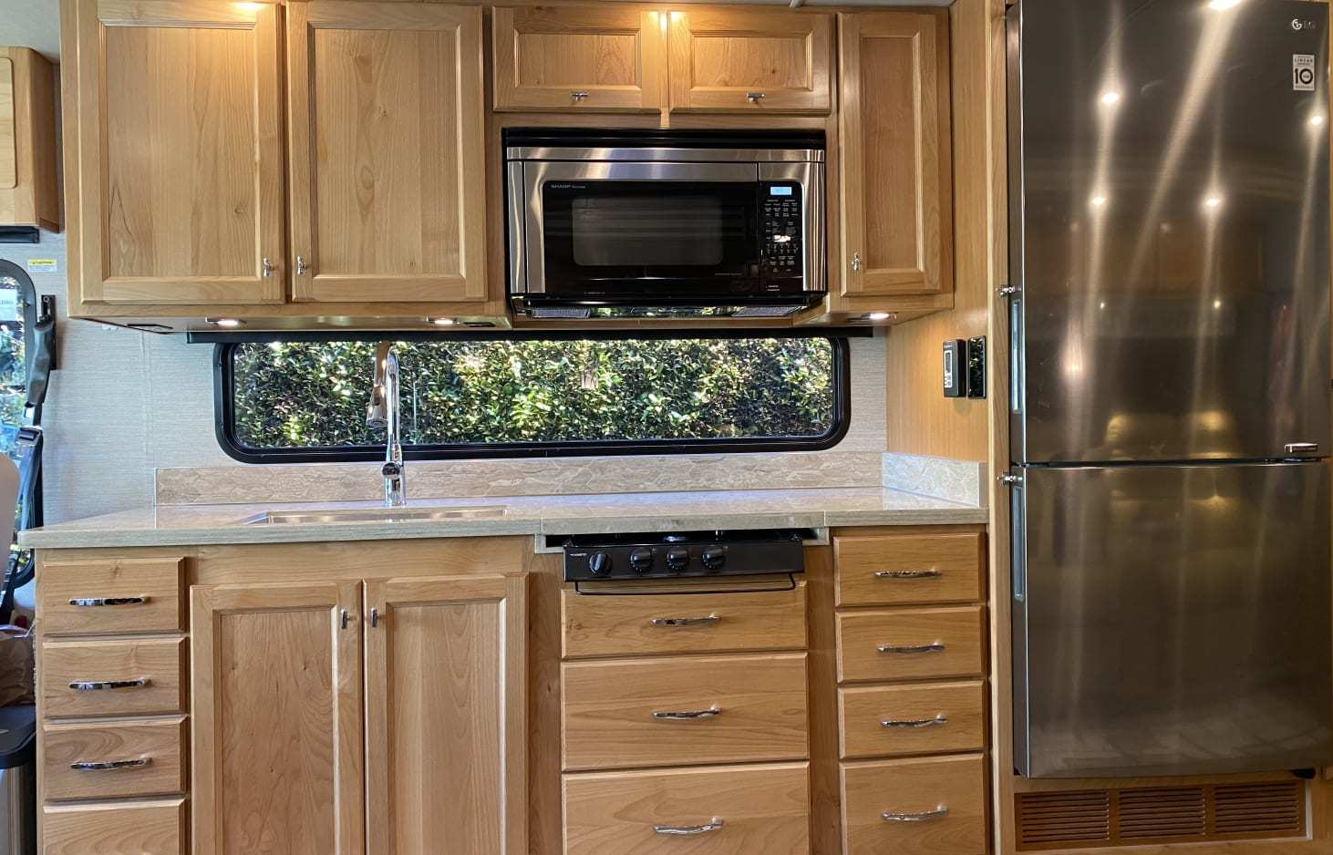 Photo 2 - 2021 Tiffin Motorhomes Class A Motorhome rental photo 22