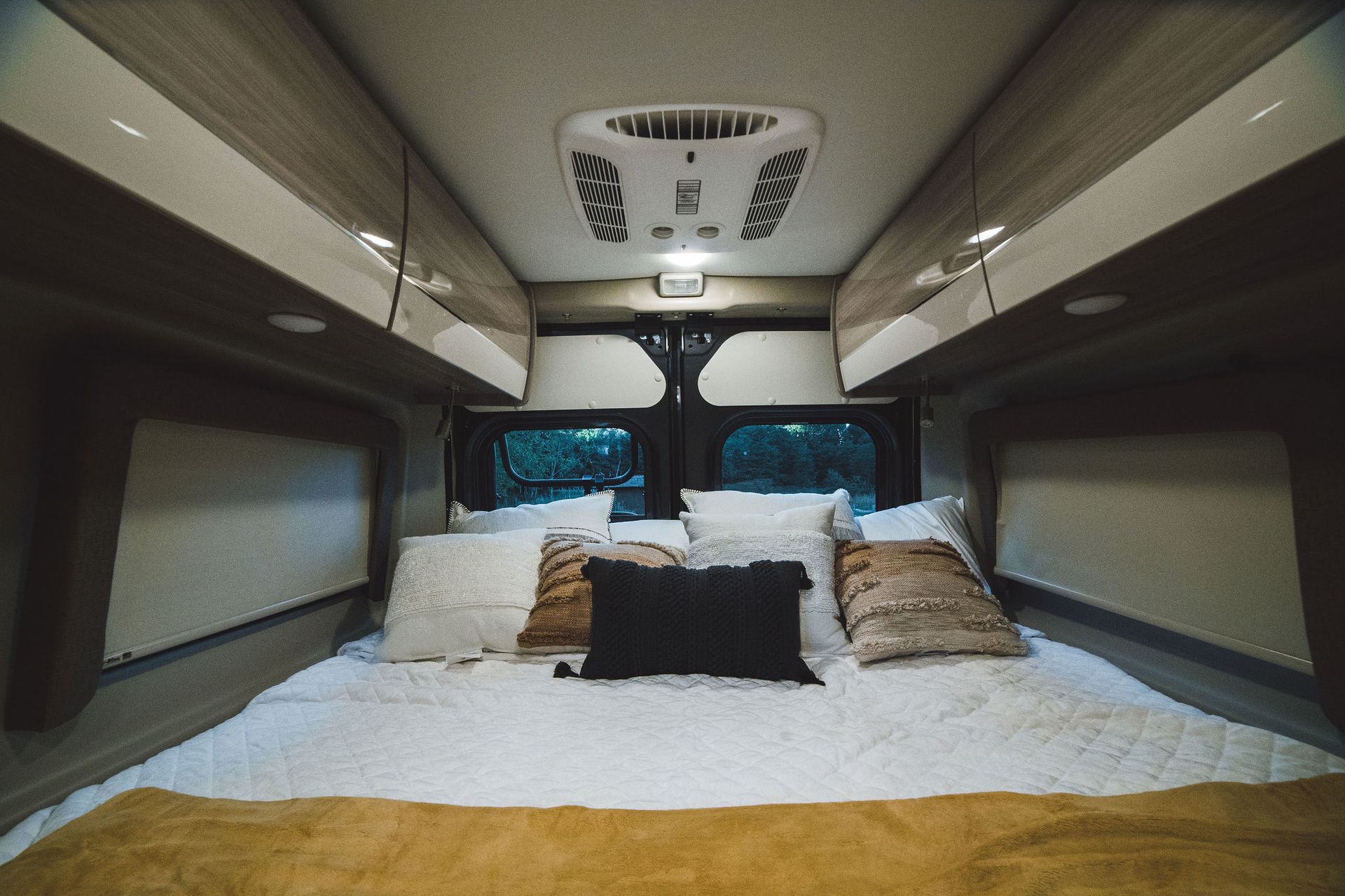 Photo 1 - 2022 Thor Motor Coach Class B Motorhome rental photo 3