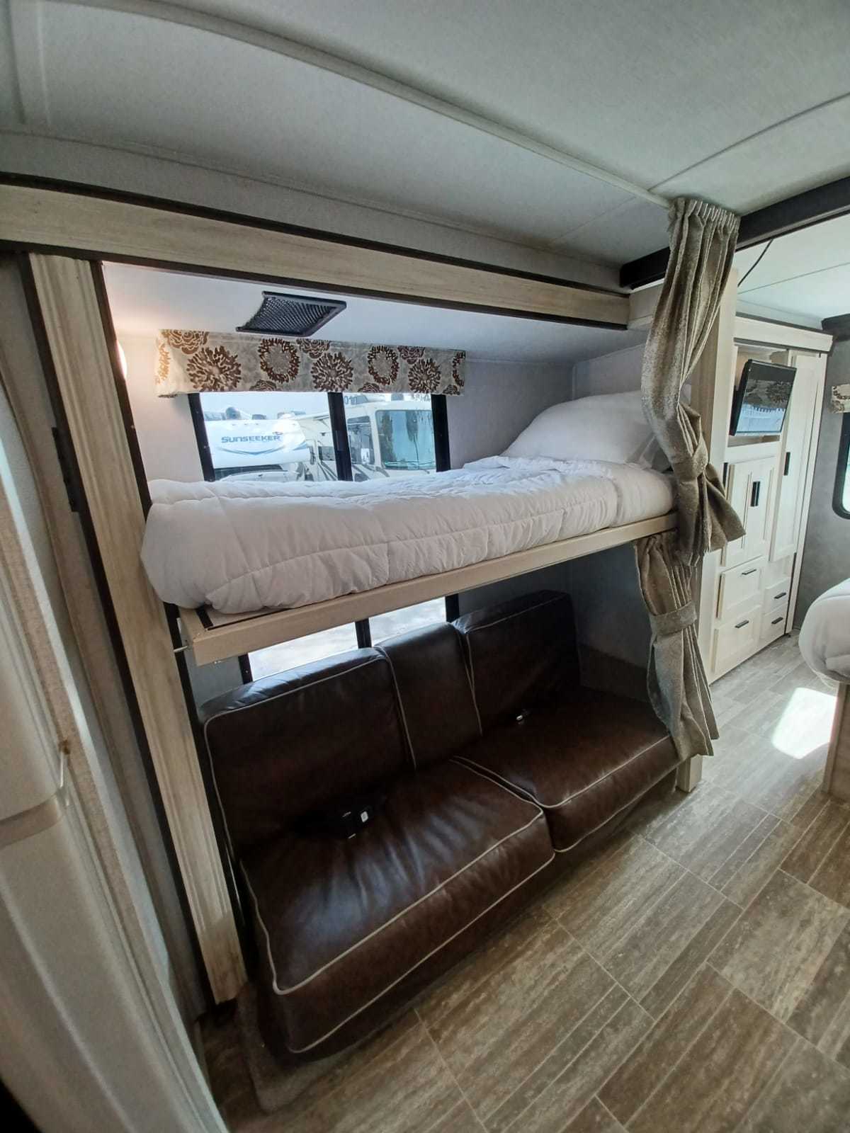Photo 0 - 2020 Forest River Class C Motorhome rental photo 7