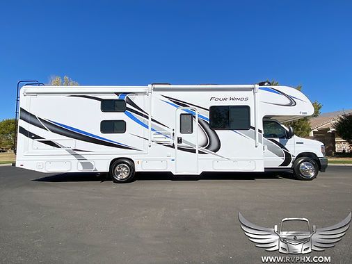 Photo 2 - 2022 Four Winds Class C Motorhome rental photo 5
