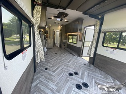 Photo 22 thumbnail 24