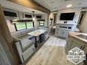 Photo 9 thumbnail 11
