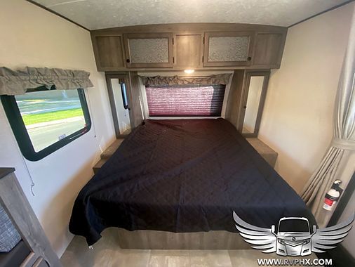 Photo 10 - 2022 Apex Travel Trailer rental photo 12