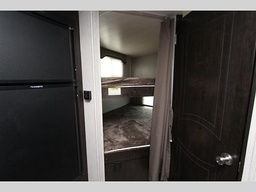 Photo 7 thumbnail 9