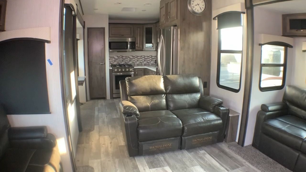 Photo 2 - 2021 Forest River Fifth Wheel rental photo 4