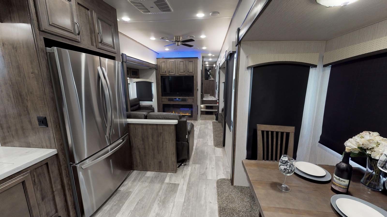 Photo 3 - 2021 Forest River Fifth Wheel rental photo 5