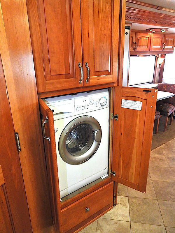 Photo 1 - 2007 Beaver Class A Motorhome rental photo 7