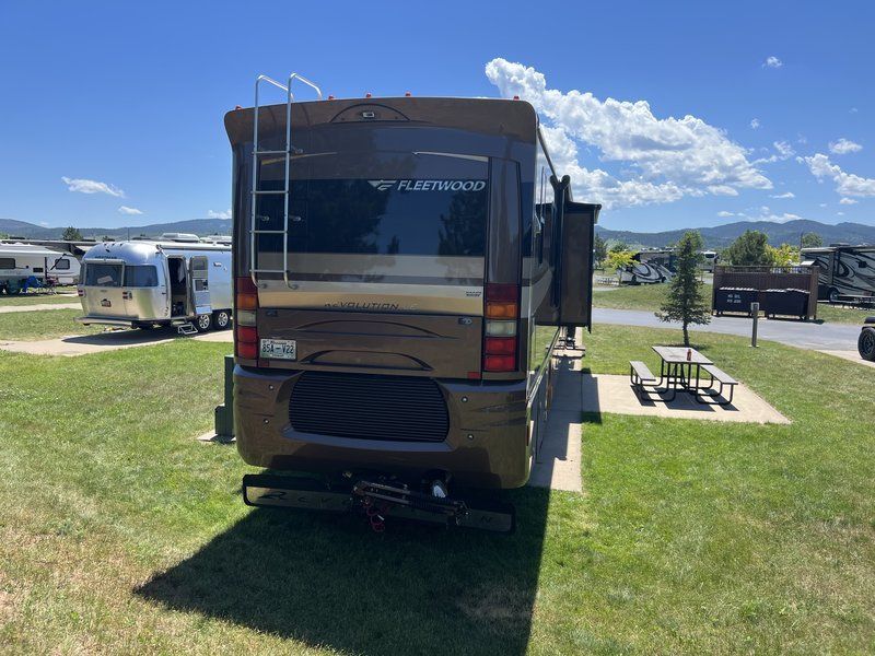 Photo 1 - 2007 American Coach Class A Motorhome rental photo 5