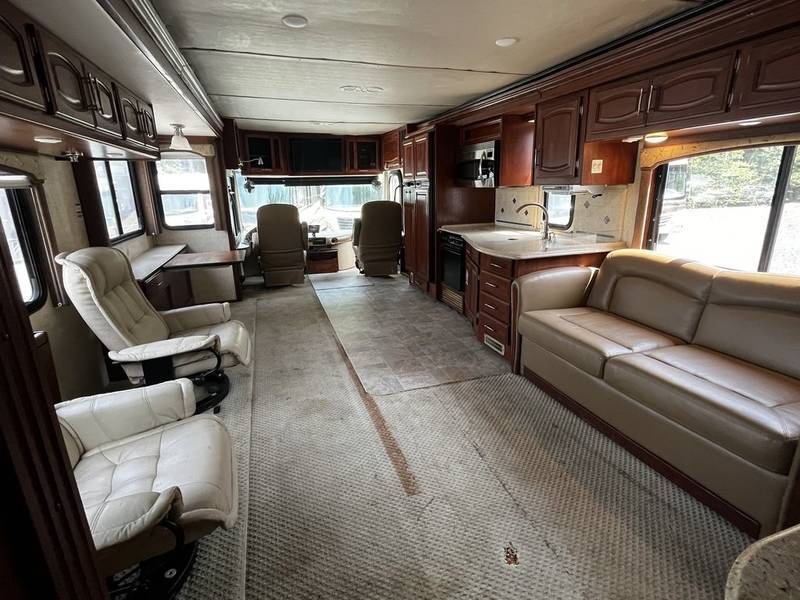 Photo 2 - 2008 Fleetwood Class A Motorhome rental photo 17