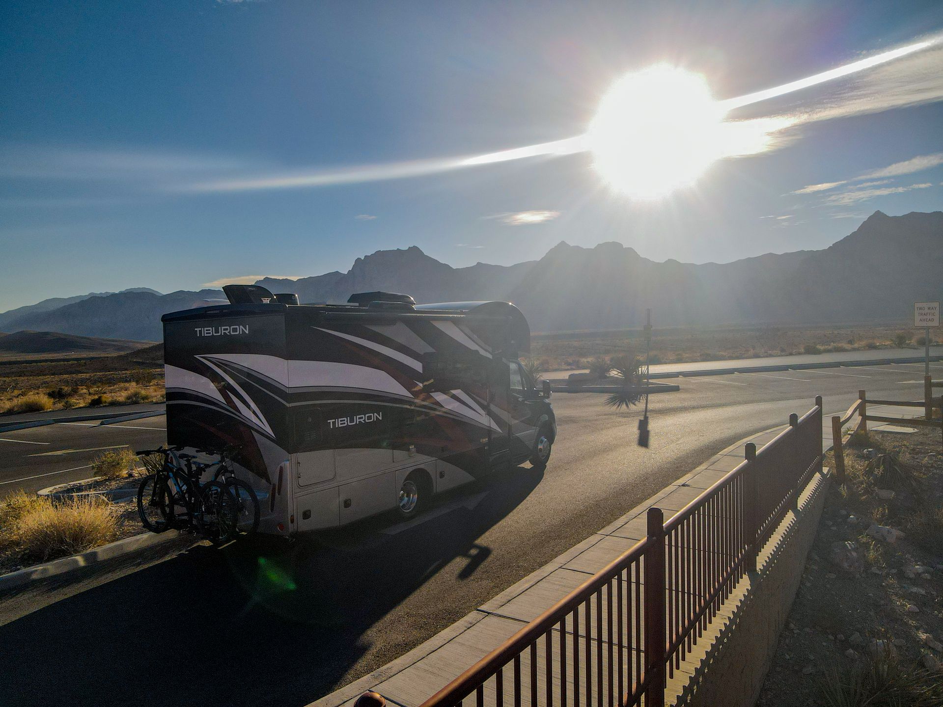 Photo 2 - 2023 Thor Motor Coach Class C Motorhome rental photo 4