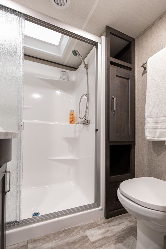 Photo 6 - 2021 Grand Design Fifth Wheel rental photo 8