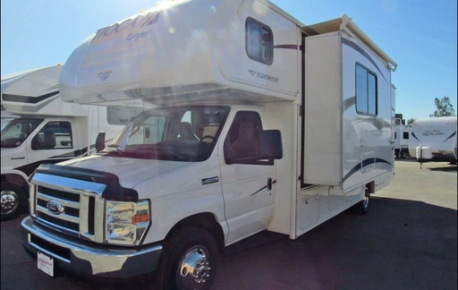 2011 Fleetwood Rv 28Y Class C Motorhome for rent in Temecula, CA