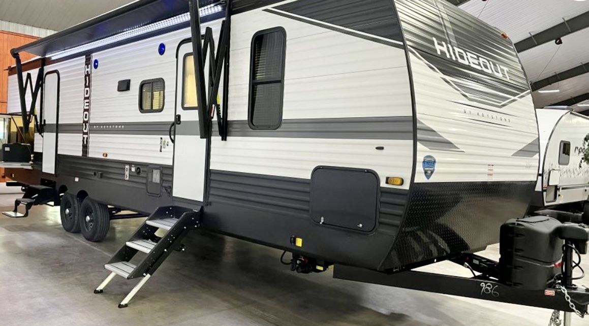 Photo 0 - 2022 Keystone Travel Trailer rental photo 2