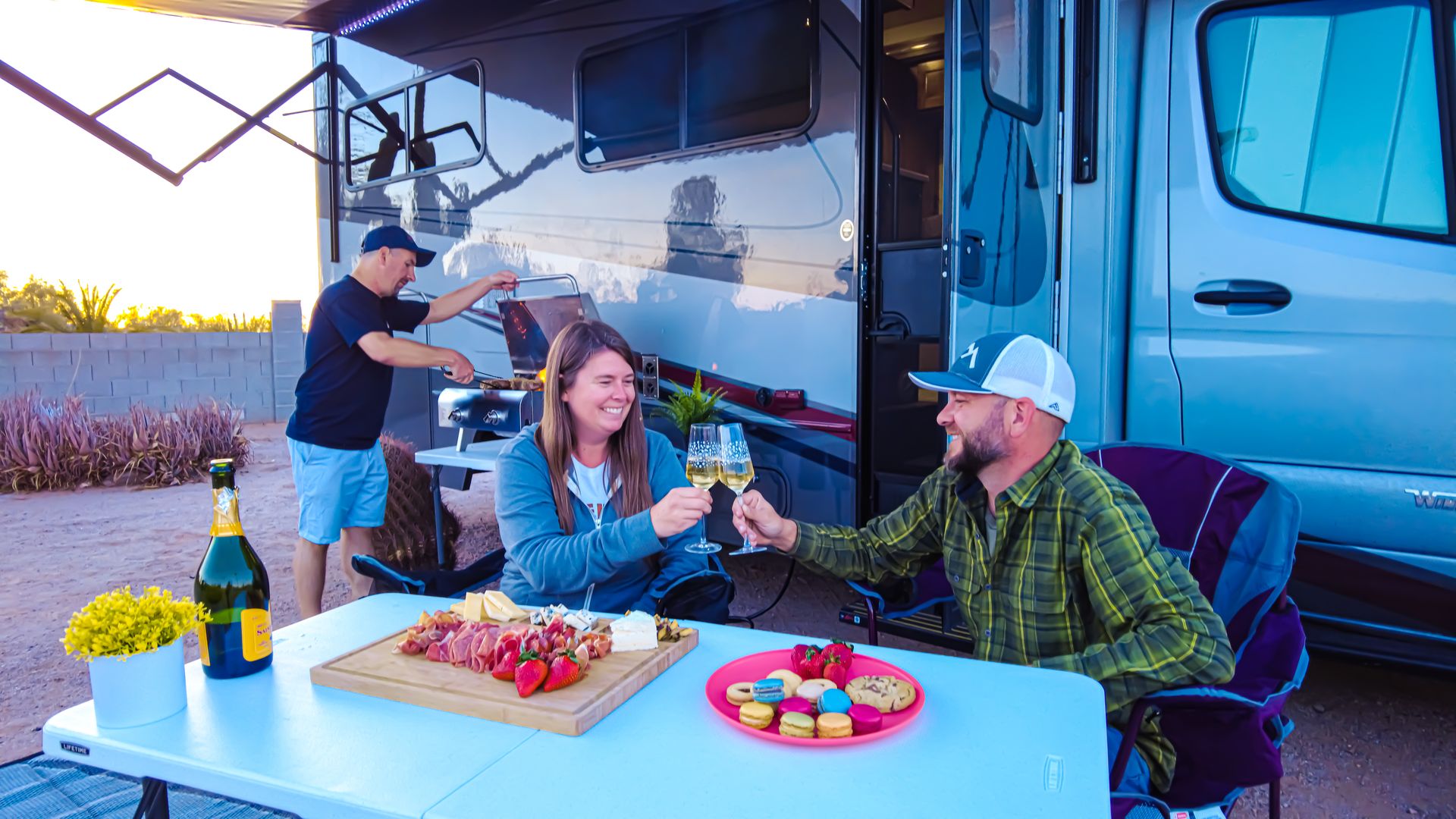 Photo 1 - 2020 Winnebago Class C Motorhome rental photo 3