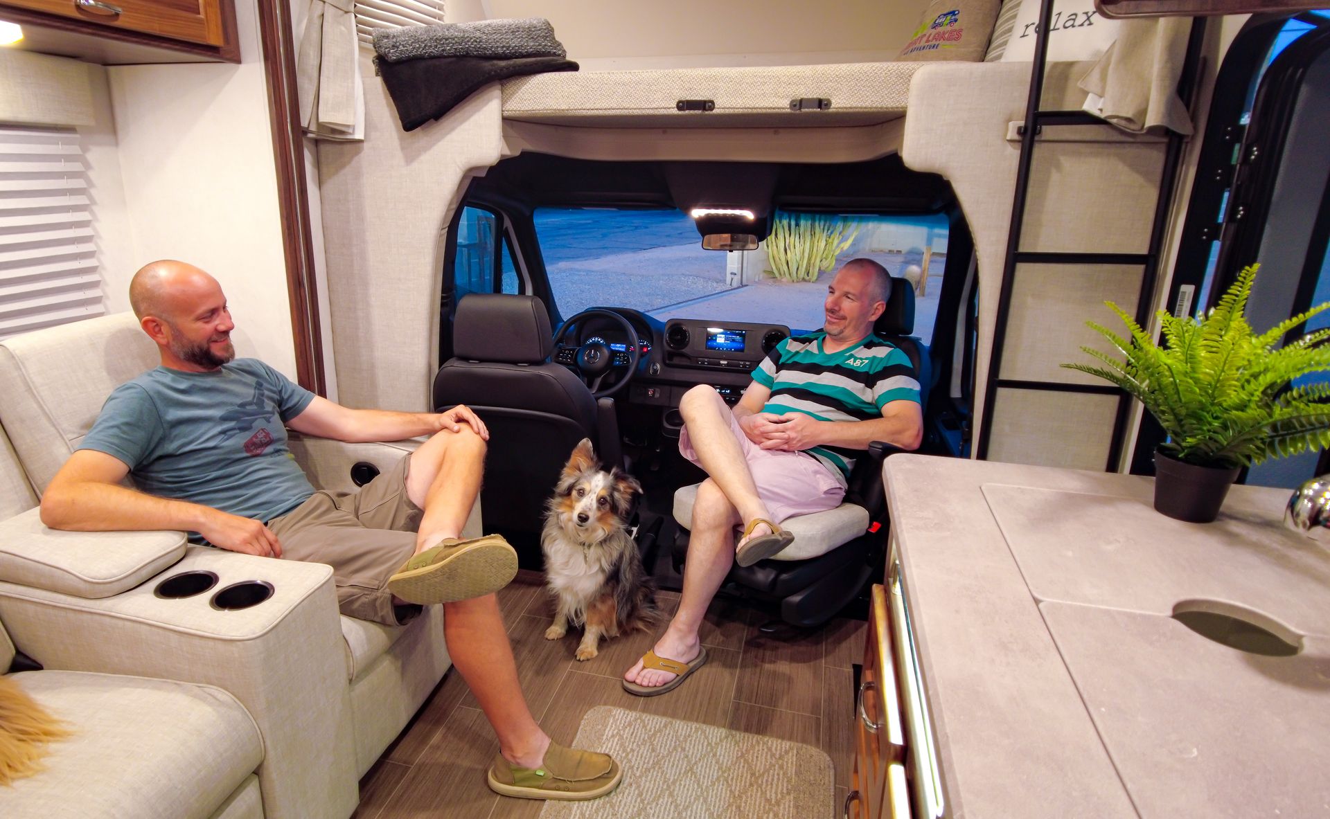 Photo 8 - 2020 Winnebago Class C Motorhome rental photo 10