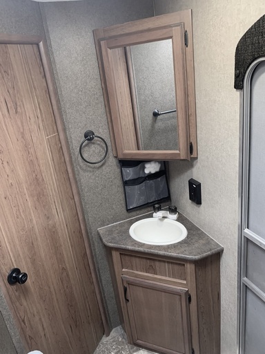 2015 Starcraft AR-ONE MAXX 24BHS Travel Trailer for rent in Peoria, AZ