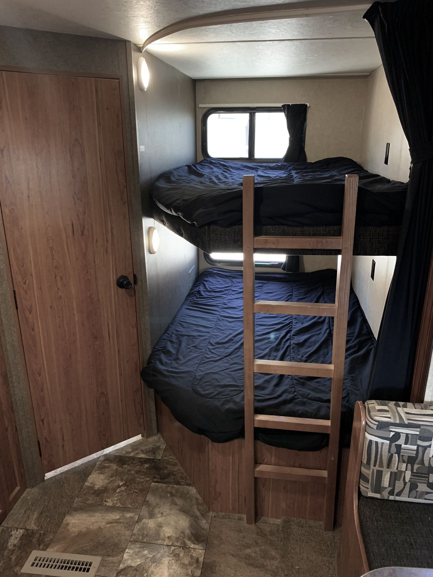Photo 8 - 2015 Starcraft Travel Trailer rental photo 6
