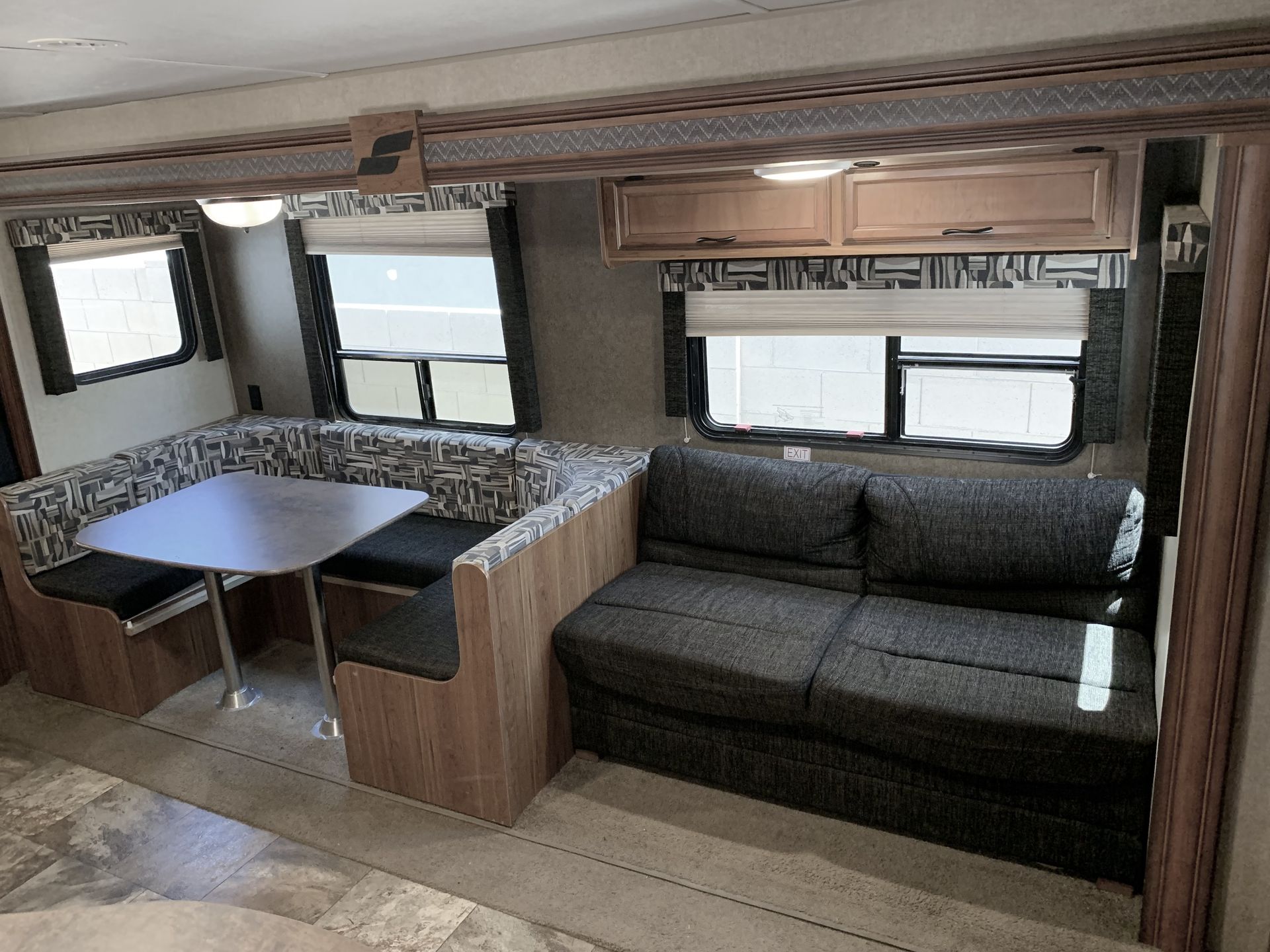 Photo 13 - 2015 Starcraft Travel Trailer rental photo 11