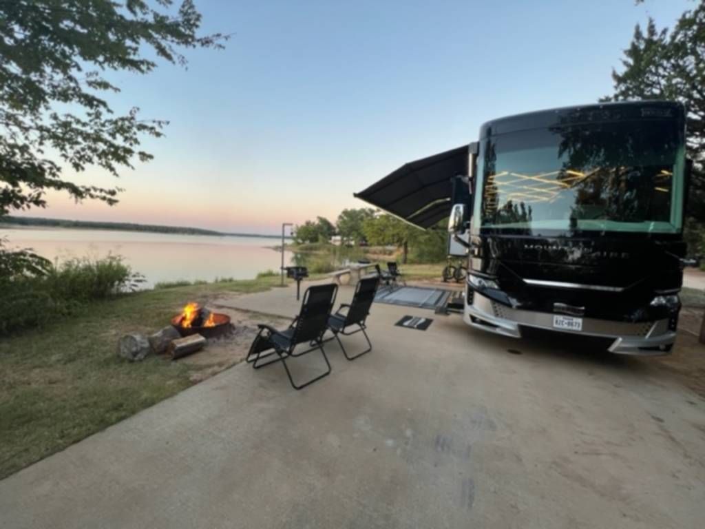 Photo 1 - 2022 Newmar Class A Motorhome rental photo 8