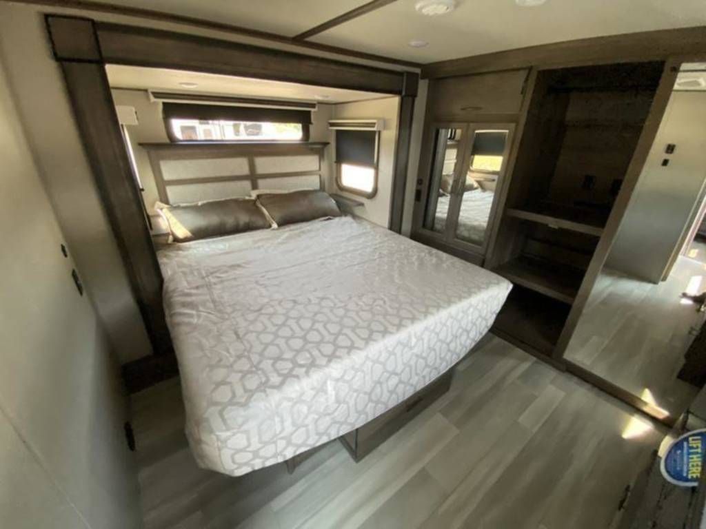 Photo 1 - 2022 Grand Design Fifth Wheel rental photo 6