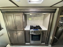 Photo 1 thumbnail 11