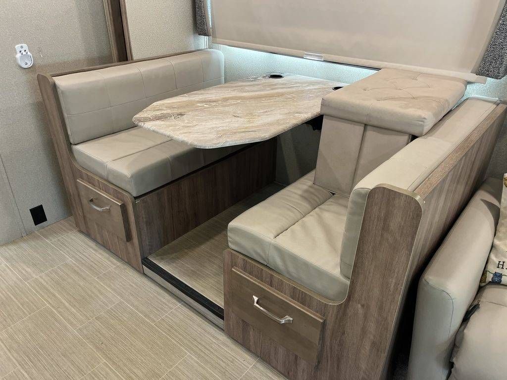 Photo 1 - 2020 Jayco Class C Motorhome rental photo 6