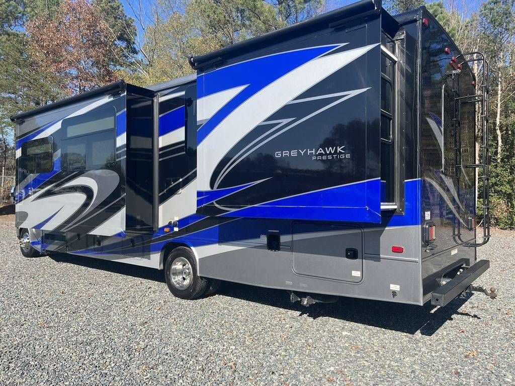 Photo 2 - 2020 Jayco Class C Motorhome rental photo 18