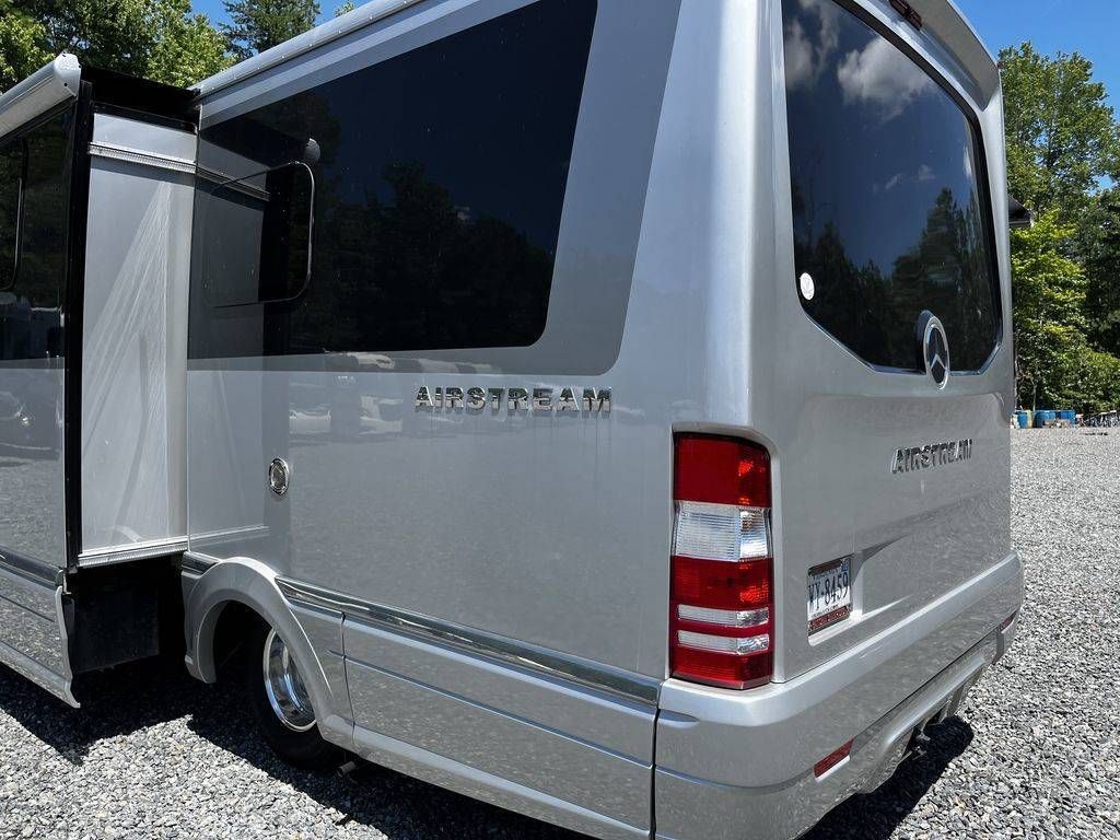 Photo 1 - 2019 Airstream Class B Motorhome rental photo 6