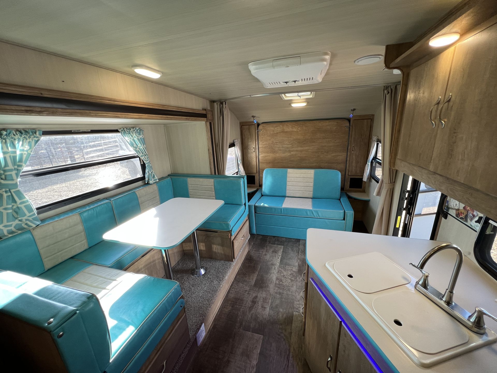 Photo 8 - 2023 Gulf Stream Travel Trailer rental photo 18