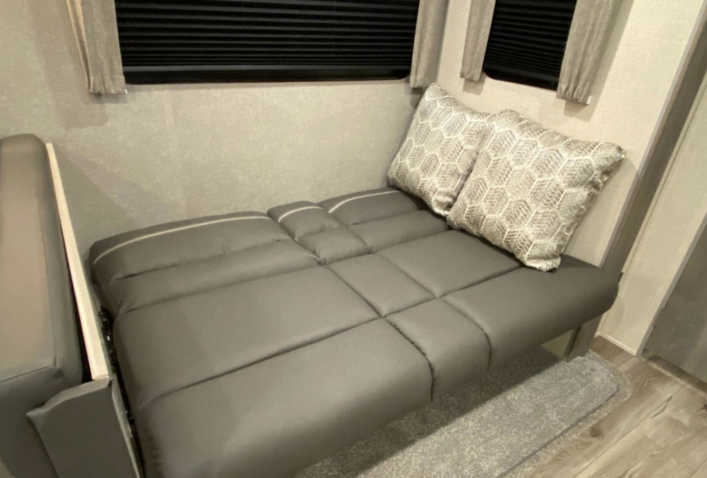 Photo 6 - 2022 Coachmen Travel Trailer rental photo 8