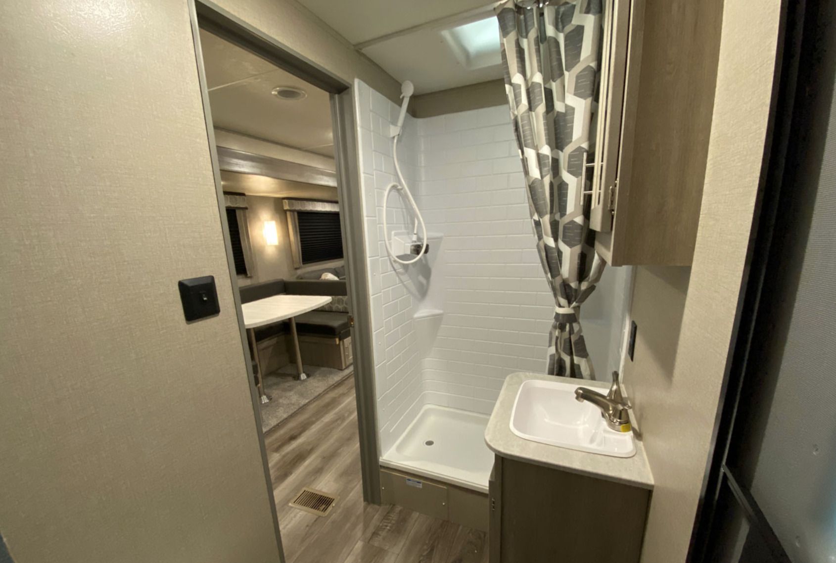 Photo 10 - 2022 Coachmen Travel Trailer rental photo 12