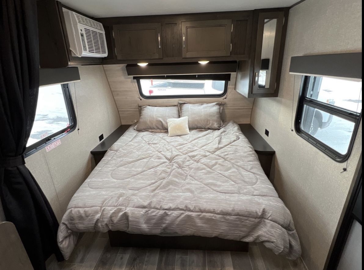 Photo 5 - 2021 Jayco Travel Trailer rental photo 7