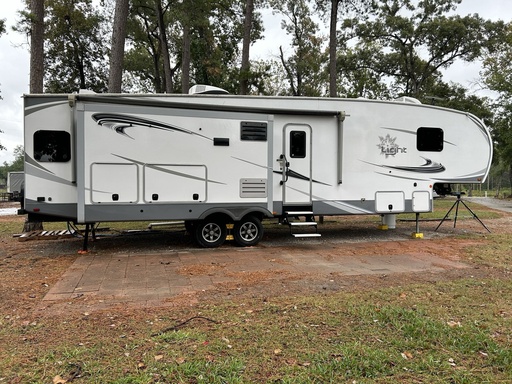 2019 Open Range 335MBH Fifth Wheel for rent in Conroe, TX