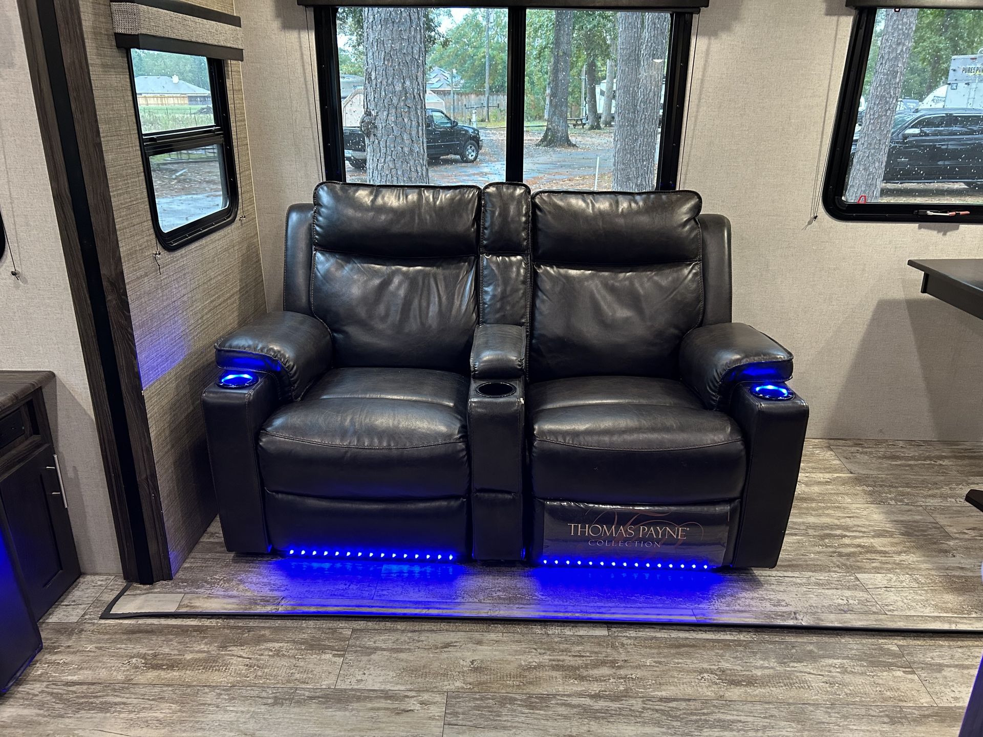 Photo 5 - 2019 Open Range Fifth Wheel rental photo 19