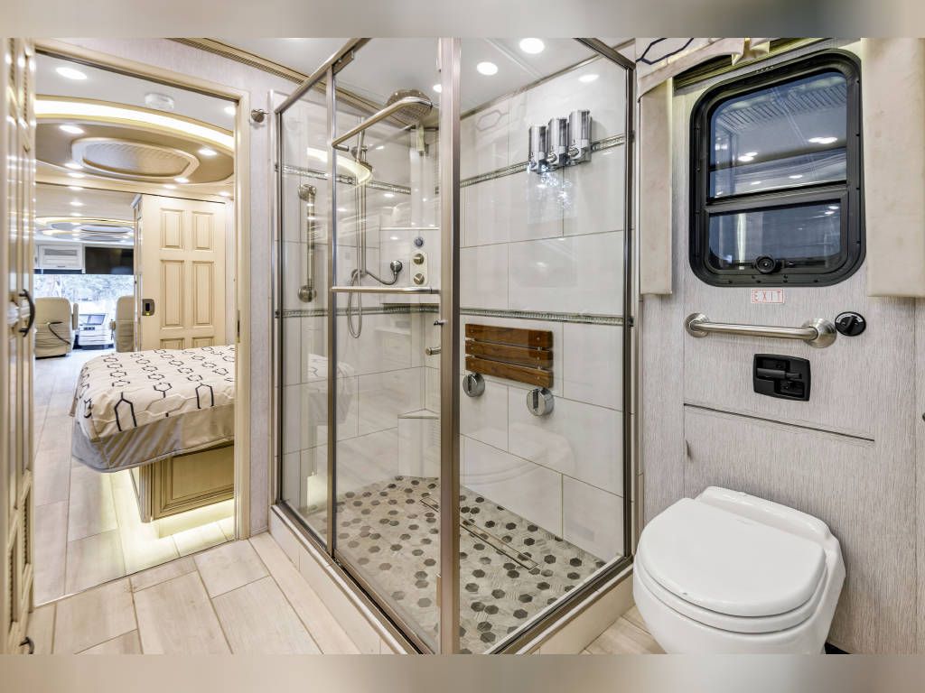Photo 1 - 2021 Newmar Class A Motorhome rental photo 5