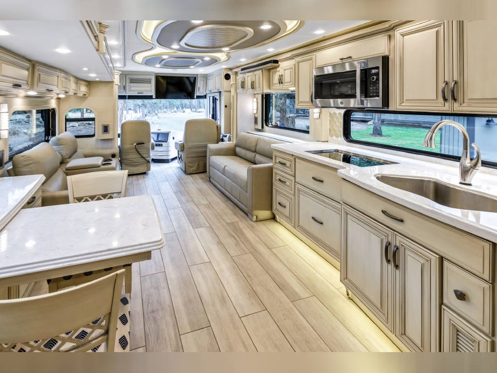 Photo 1 - 2021 Newmar Class A Motorhome rental photo 9