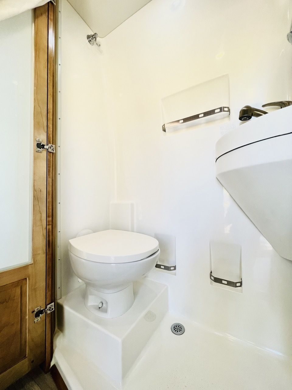 Photo 1 - 2020 Coachmen Class B Motorhome rental photo 4