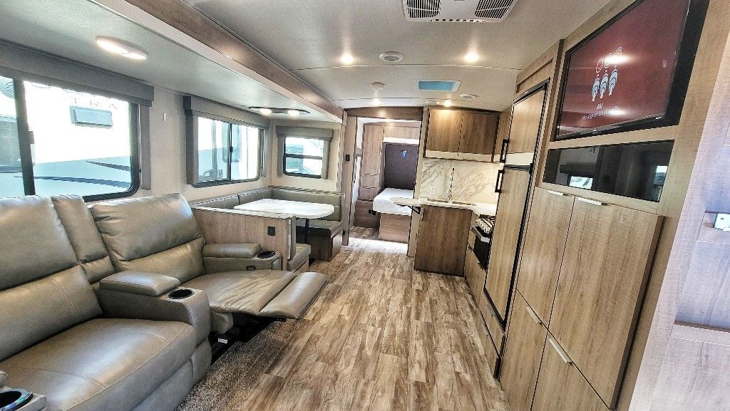 Photo 3 - 2019 Grand Design Travel Trailer rental photo 5
