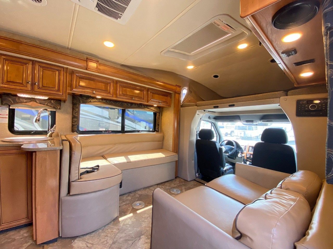 Photo 4 - 2016 Siesta Class B Motorhome rental photo 6