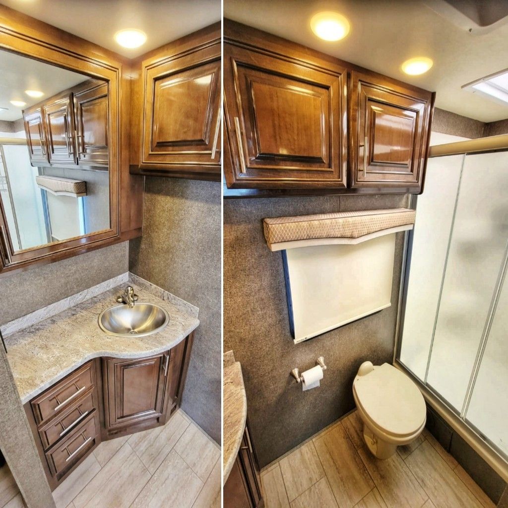 Photo 2 - 2019 Thor Motor Coach Class A Motorhome rental photo 4