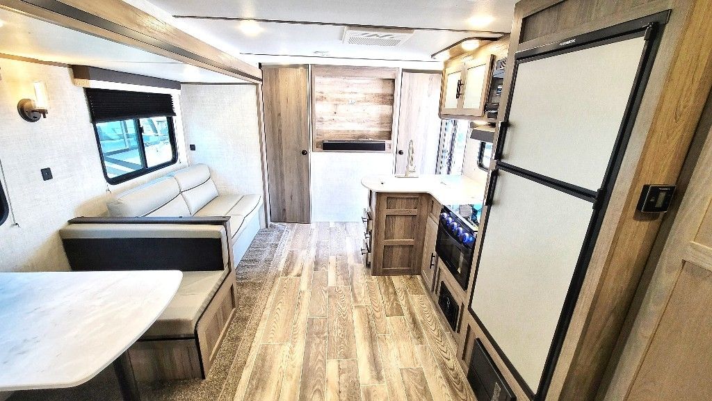 Photo 2 - 2022 Gulf Stream Travel Trailer rental photo 4
