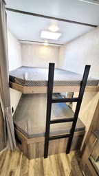 Photo 3 thumbnail 5