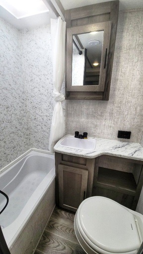 2022 Gulf Stream innsbruck 279BH Travel Trailer for rent in San Antonio, TX
