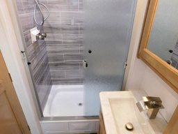 Photo 2 thumbnail 16
