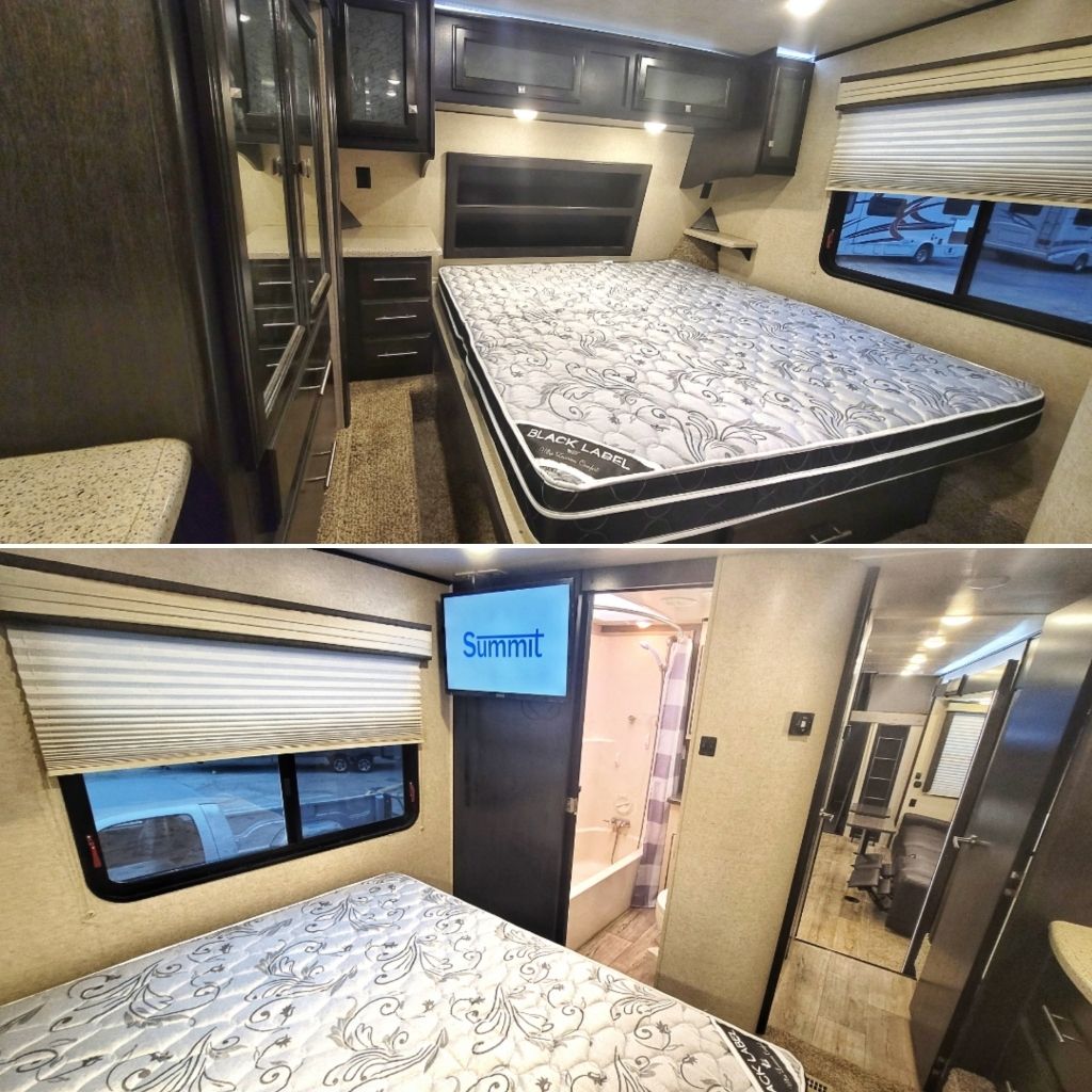 Photo 6 - 2017 HEART LAND Fifth Wheel rental photo 8