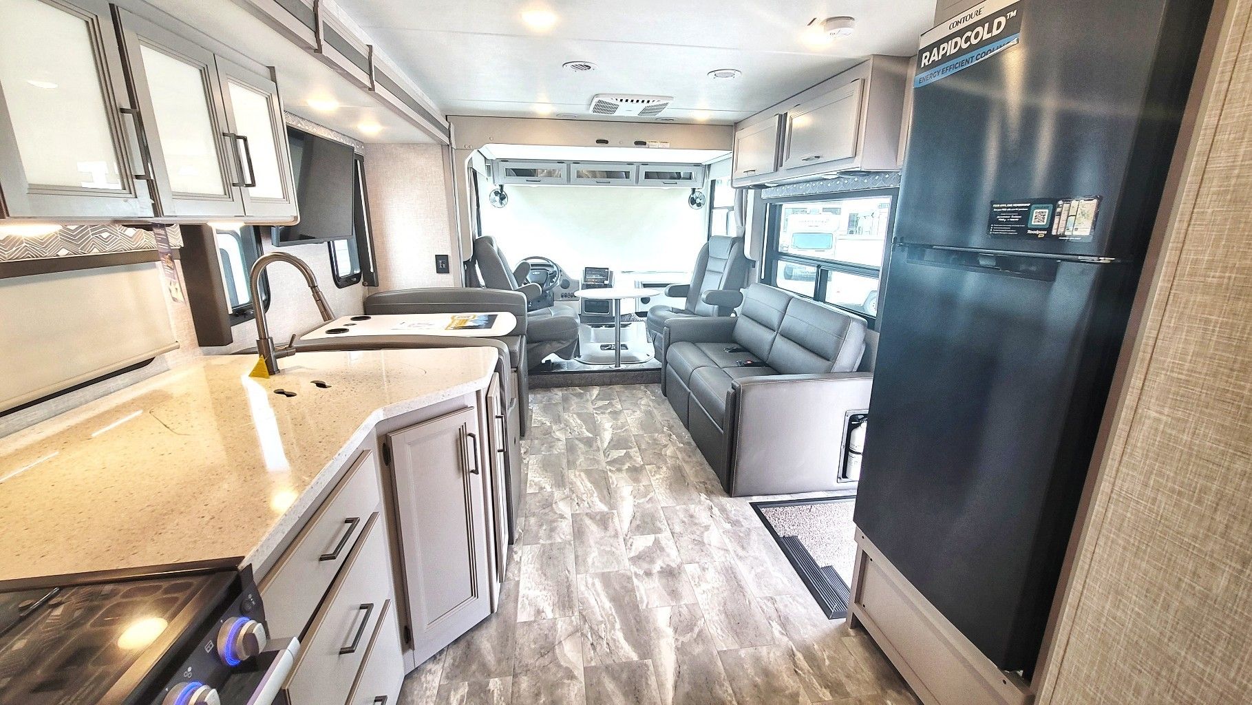 Photo 8 - 2023 Thor Motor Coach Class A Motorhome rental photo 10