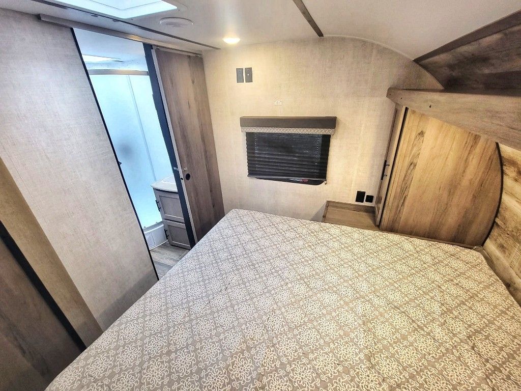 Photo 5 - 2022 Gulf Stream Travel Trailer rental photo 7