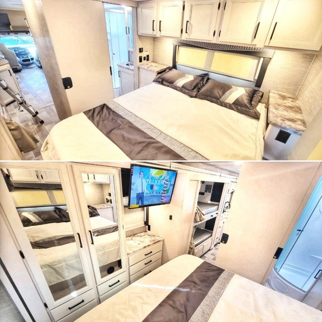 Photo 7 - 2019 Grand Design Class C Motorhome rental photo 9